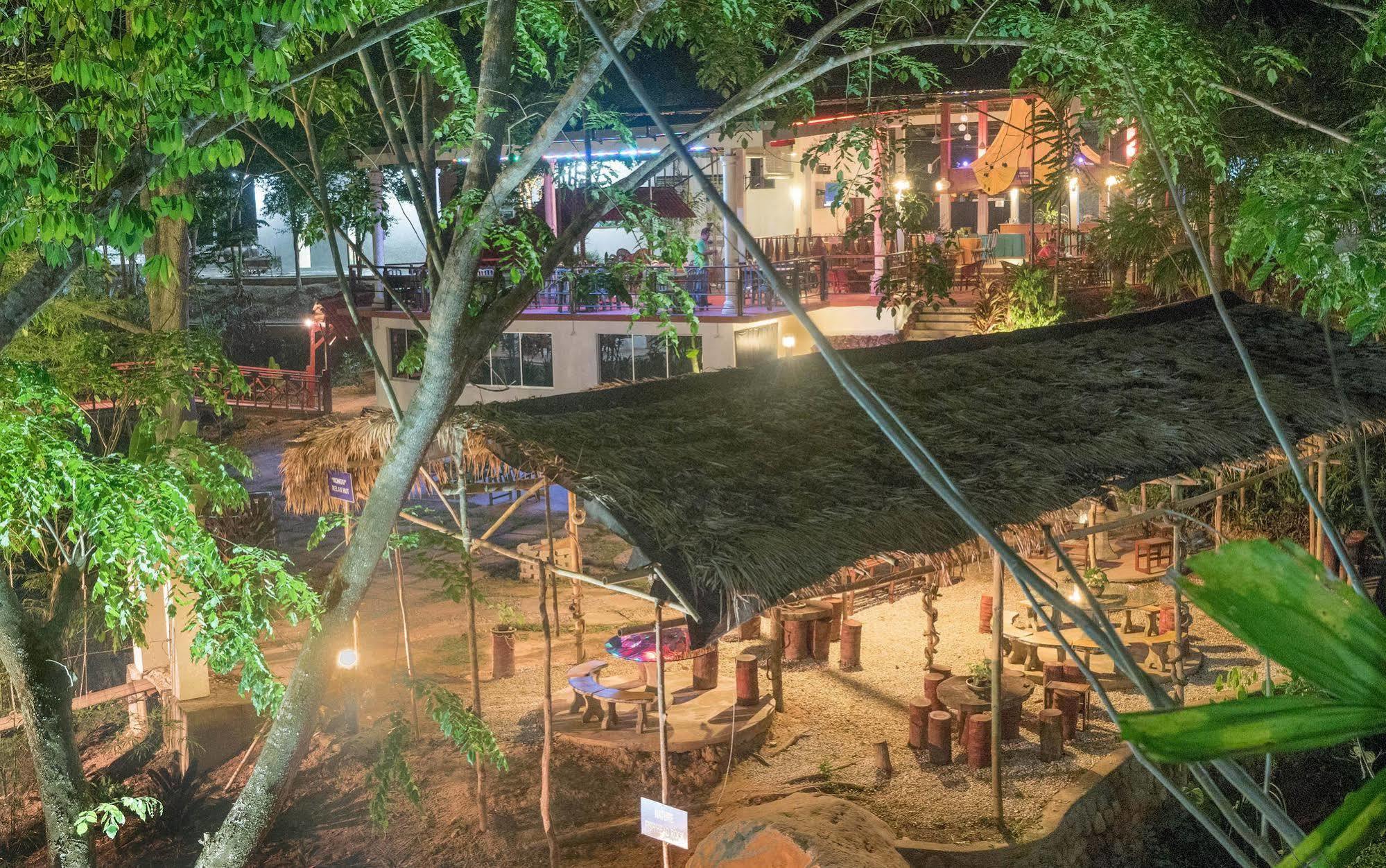 Han Rainforest Resort Kuala Tahan Zewnętrze zdjęcie